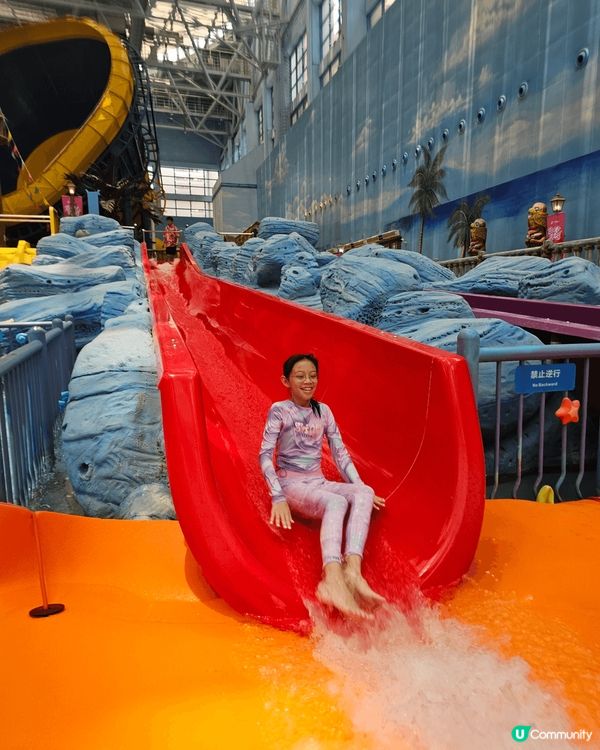 廣州花都融創水上樂園， 呢度真係好大呀！喺裏面可以玩全日呀！...