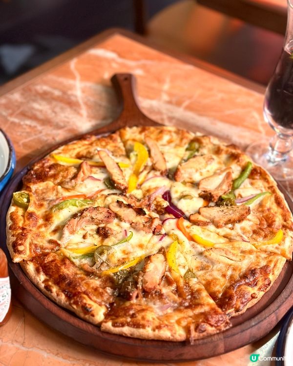 酥炸魷魚圈🦑、燒雞薄餅🍕，必試！😋 Airside商場 