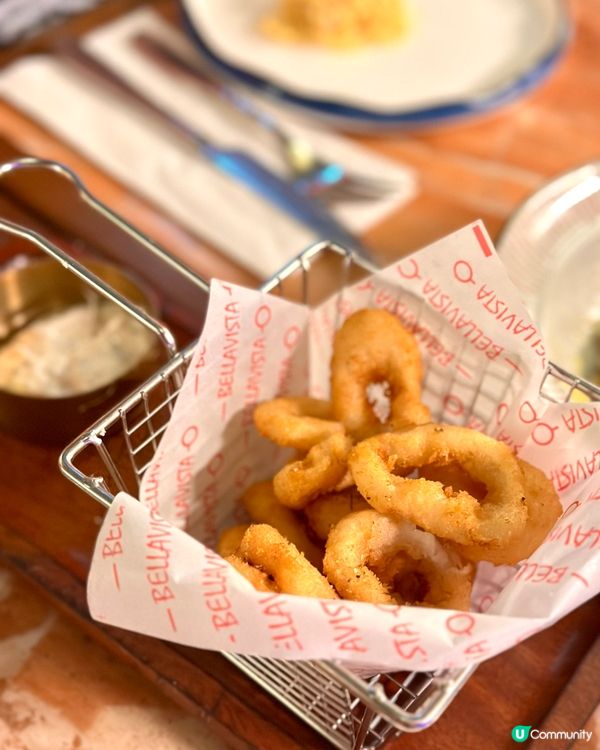 酥炸魷魚圈🦑、燒雞薄餅🍕，必試！😋 Airside商場 