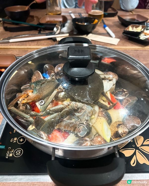 大角咀原隻巨蟹火鍋🦀🍲＋牛魔王拼盤🐮😋