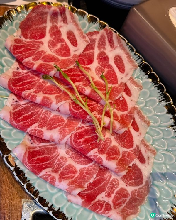 《荃灣足料椰子雞🌴火鍋嘆靚牛》