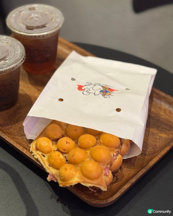 中上環人氣菠蘿包雞蛋仔😋！脆卜卜！