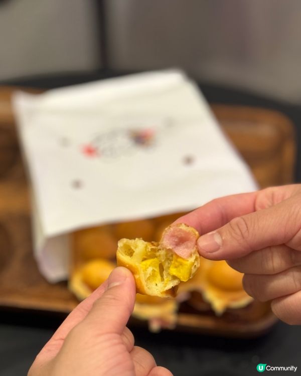 中上環人氣菠蘿包雞蛋仔😋！脆卜卜！