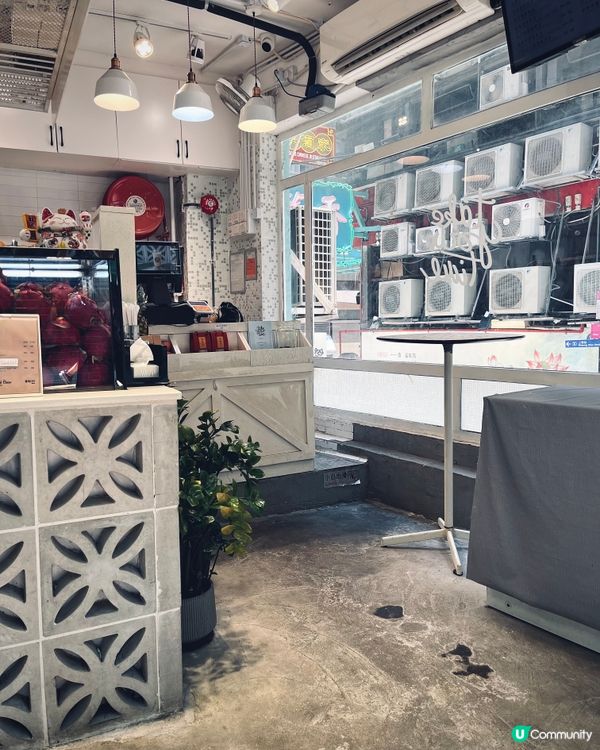 中環打卡壁畫！消暑必飲雲石花紋優格果昔