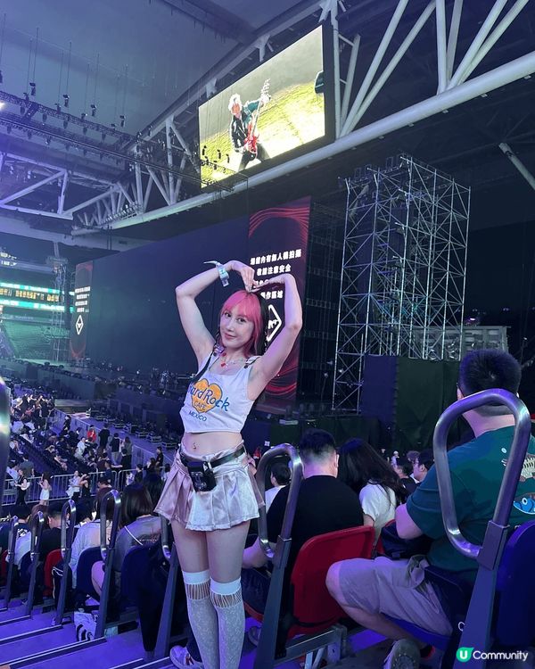 我叫Naomi，Threads  & IG 有百萬views...