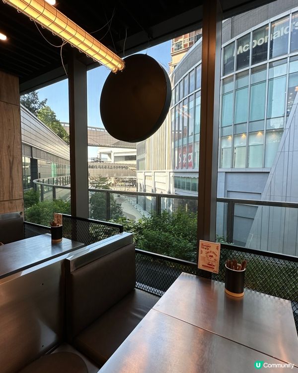 元朗⭐️在YOHO MIX食漢堡包