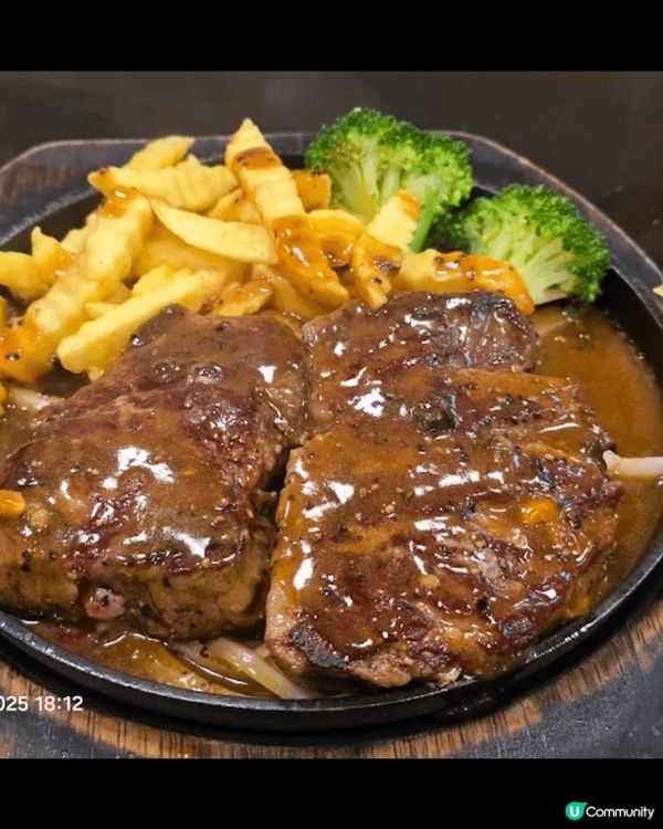 [倫敦人美食園]為現代時尚的美食廣場，賓客可穿越中國大江南北...