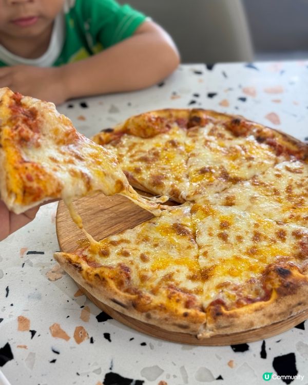 🍕4 cheese pizza必食！