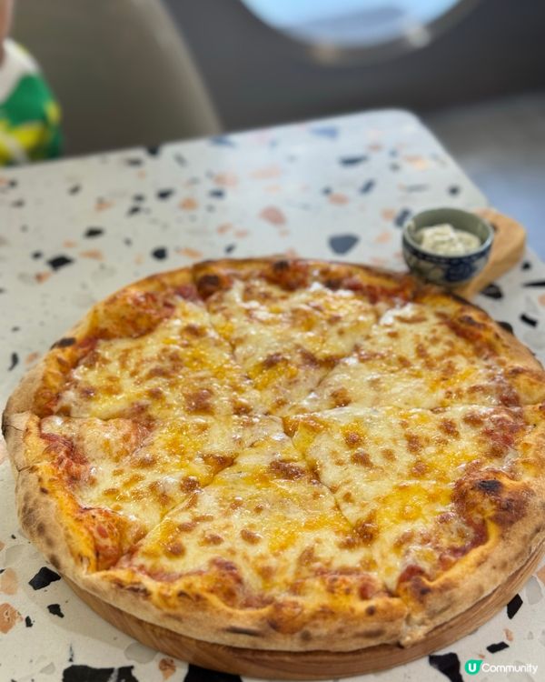 🍕4 cheese pizza必食！