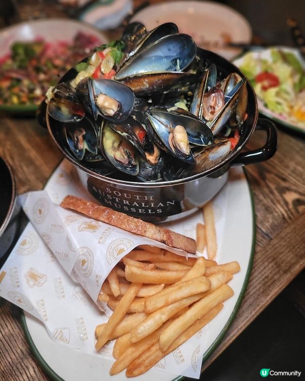 最佳聚腳點 @ FRITES ( 中環 )