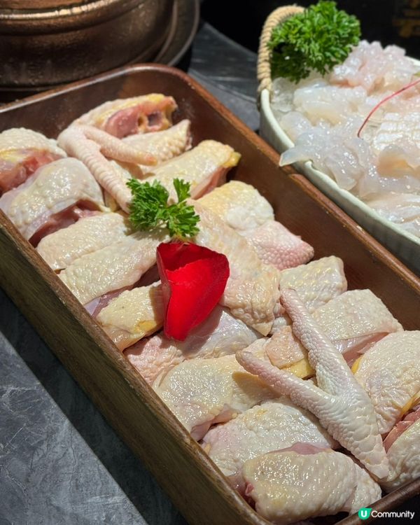 雲南菌鍋開動！🍄🤤 不鮮不食！