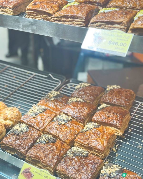 拿破崙泡芙爆餡啦！😋 酥皮控必試！