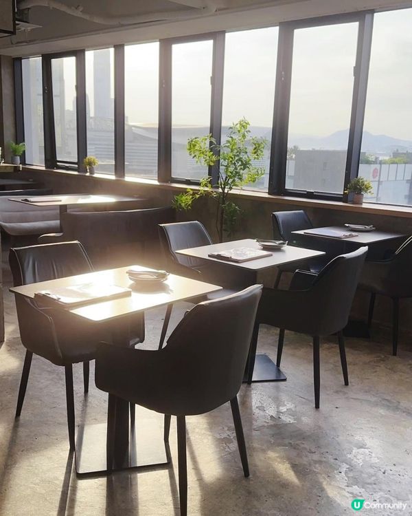 浪漫必去 ♥ 180度飽覽維港無敵美景！►銅鑼灣UMI