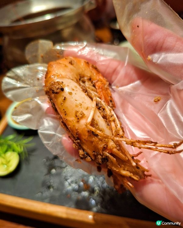 炭燒豬頸肉，外脆內嫩，滿足味蕾