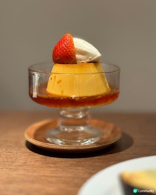 鰂魚涌美食遊記！木系咖啡店☕️😋超正開心果芝士蛋糕💚