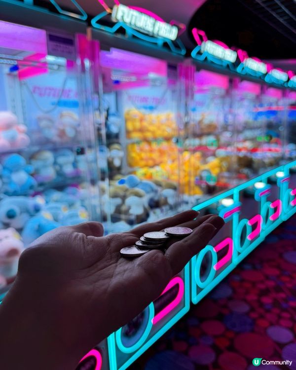 《假日酒店池畔日式semi buffet》