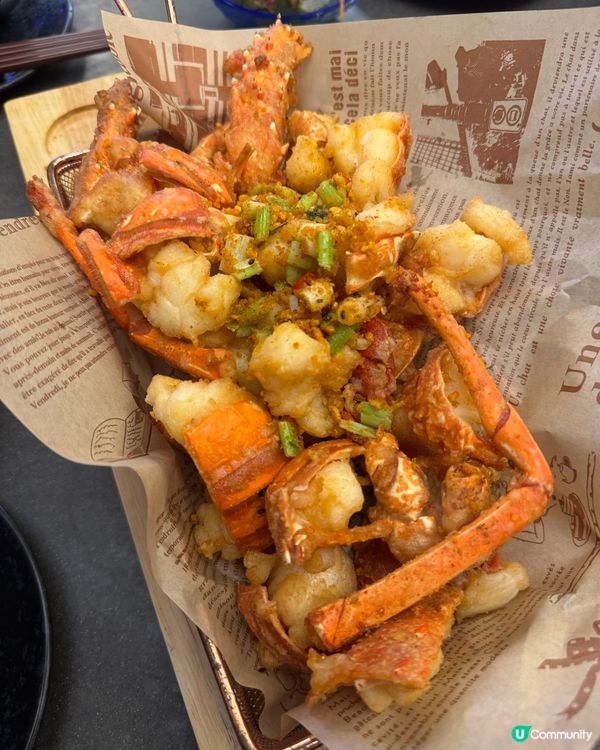 有playroom 既打邊爐🍲！仲有大大隻新鮮龍蝦🦞