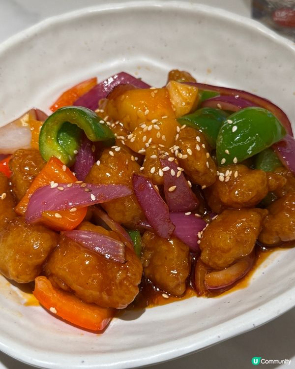 人人都話飲牛奶🥛會高… 咁究竟牛奶冰室嘅職員，又高唔高呢？🤡