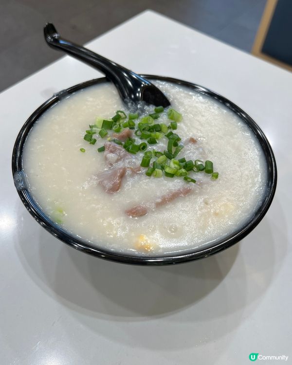 而家出名嘅粥舖大師傅