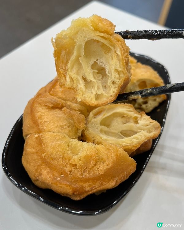 而家出名嘅粥舖大師傅