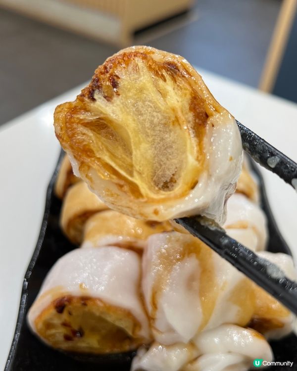 而家出名嘅粥舖大師傅