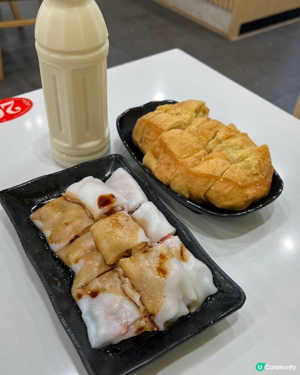 而家出名嘅粥舖大師傅