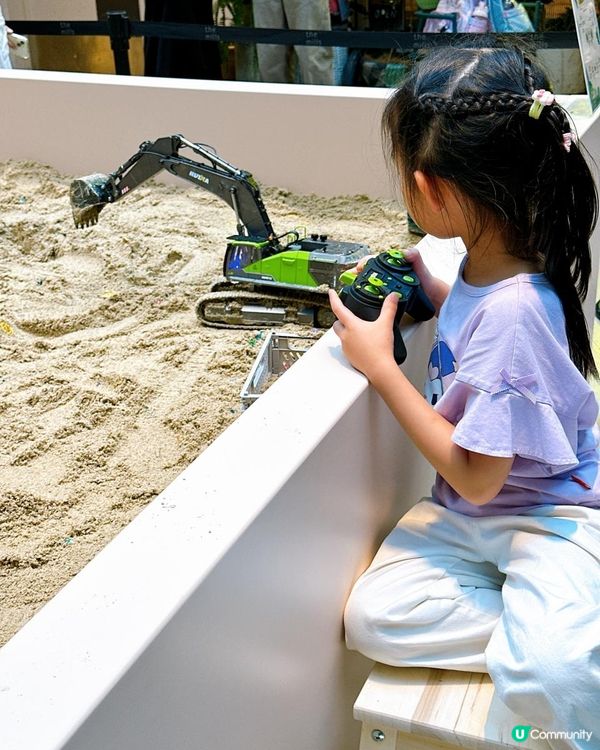 「小小恐龍探險家」企劃及Let’s Smile•開心果節