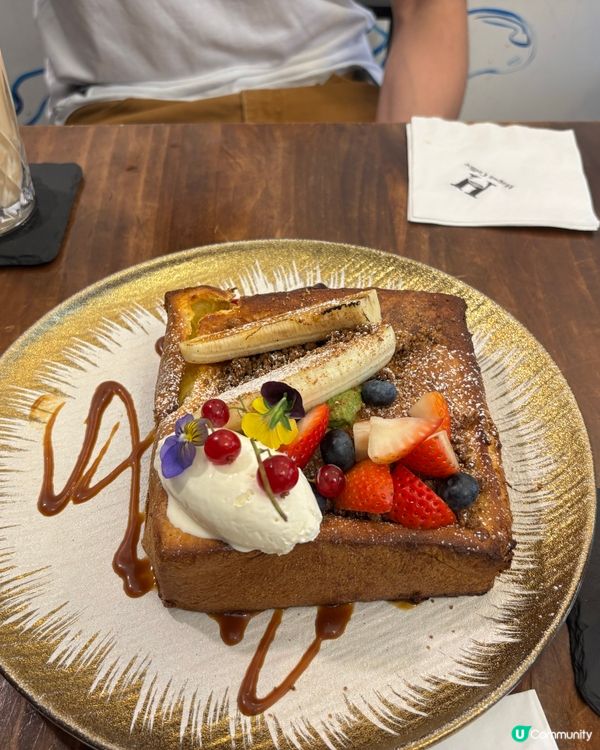 銅鑼灣打卡cafe😙流心綠茶多士🍵