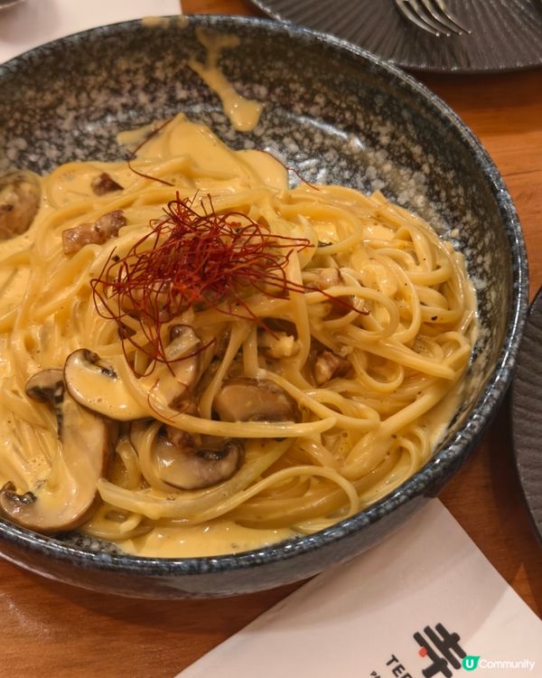 大熱開心果味甜品，杜拜朱古力梳乎厘
