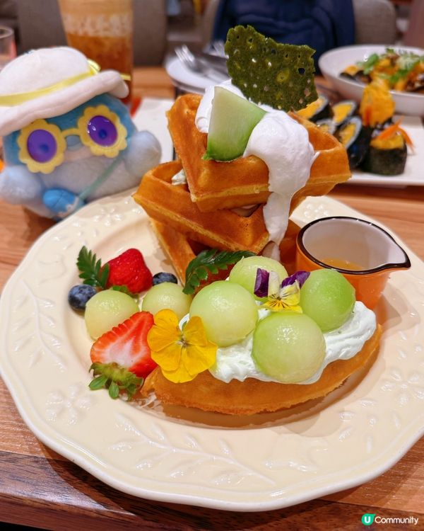 1.  夏日渡假Feel！蛋飯卷+蜜瓜窩夫😋☀️🌴