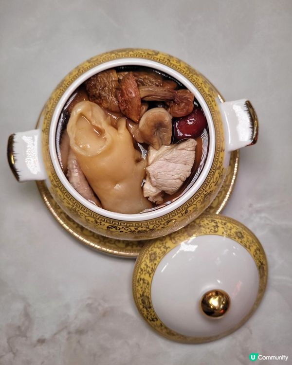 機場米芝蓮級菜館 X 24小時營業 @ 阿鴻小吃 ( 香港國際機場機場一號客運大樓(非禁區) )