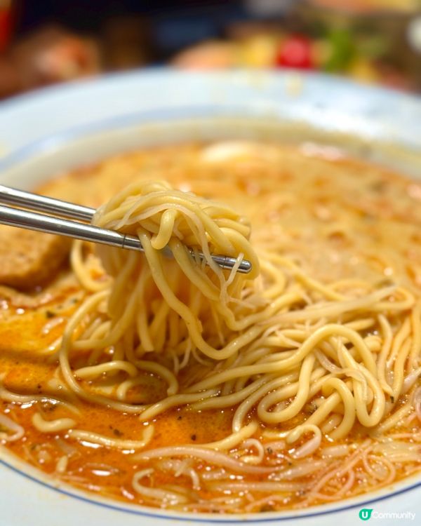 銅鑼灣超值泰國菜 必食原隻波士頓龍蝦喇沙$98