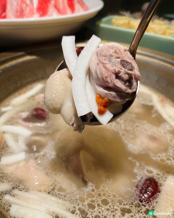 屯門椰子雞🥥！清甜湯底+嫩滑雞😋！ #四季椰林 #海南