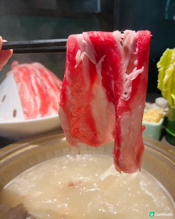 屯門椰子雞🥥！清甜湯底+嫩滑雞😋！ #四季椰林 #海南