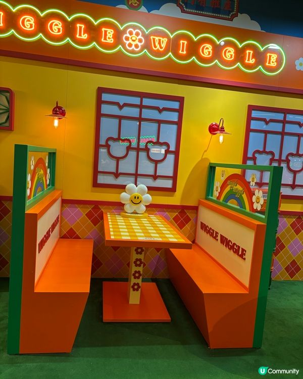 AIRSIDE 2米高Wiggle Bear＋港味打卡場景