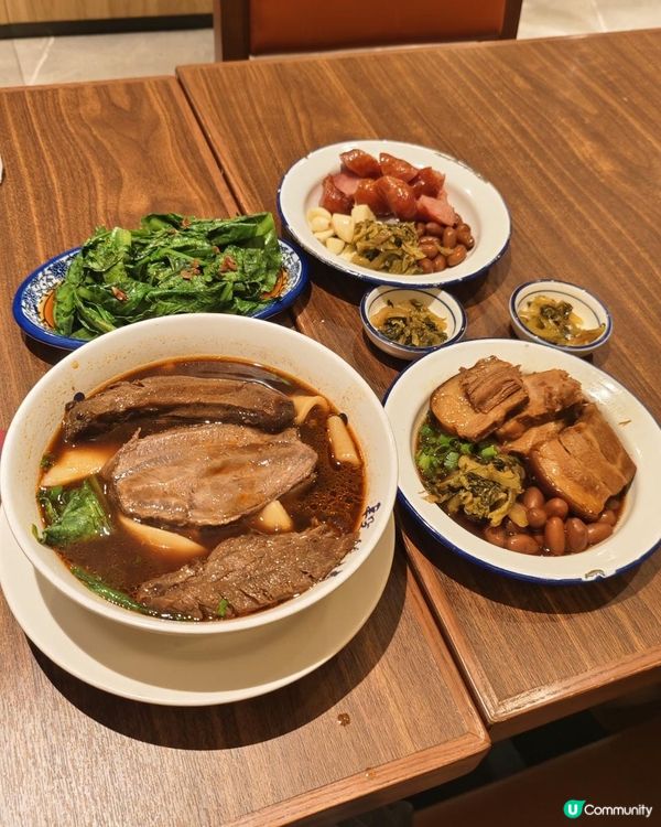 【台灣過江龍 の 段純貞牛肉麵】