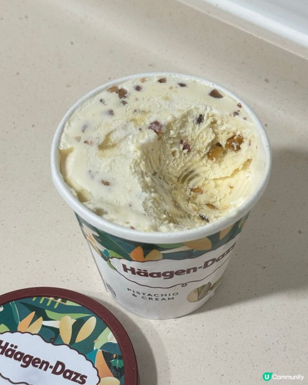 終於食到開心果雪糕啦！😋