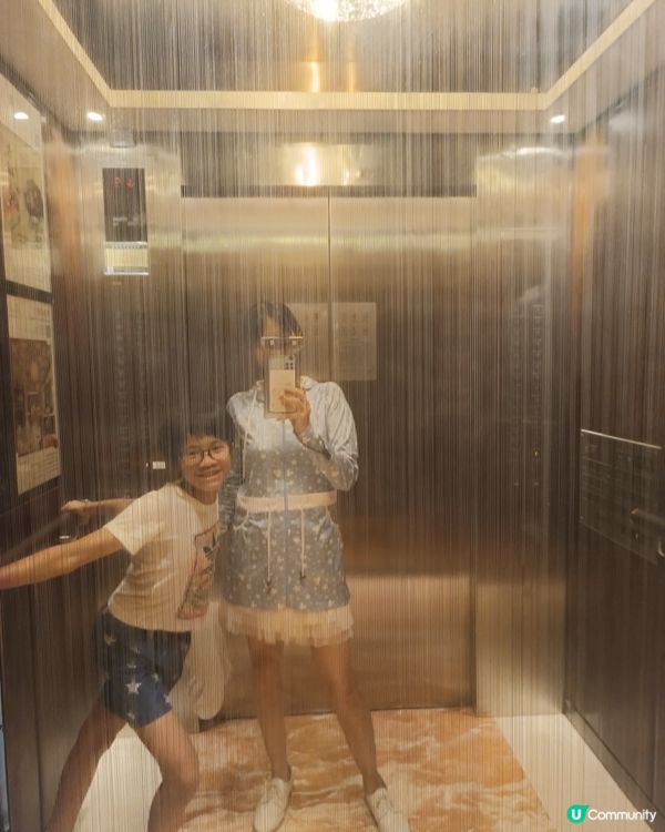 酒店室內游泳池 有桑拿又有按摩池