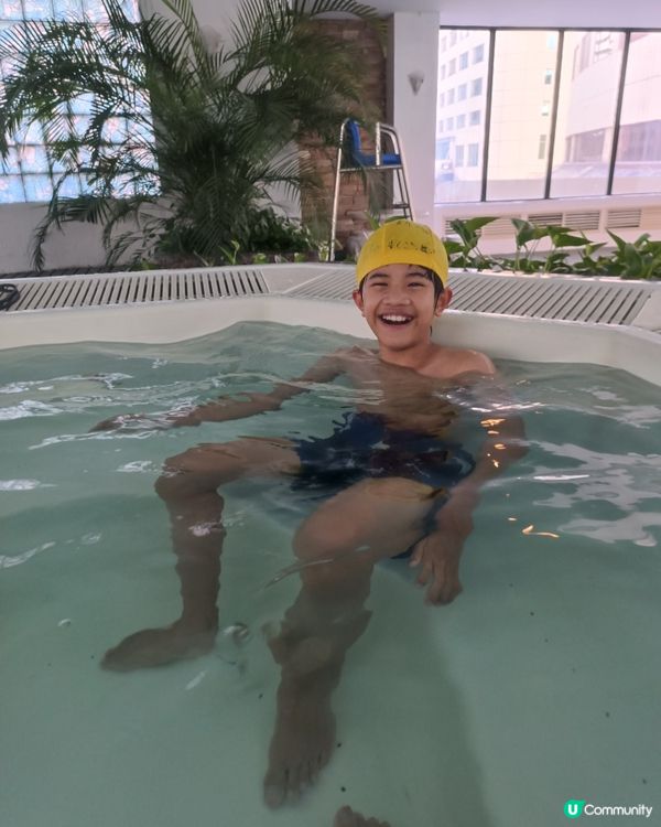 酒店室內游泳池 有桑拿又有按摩池