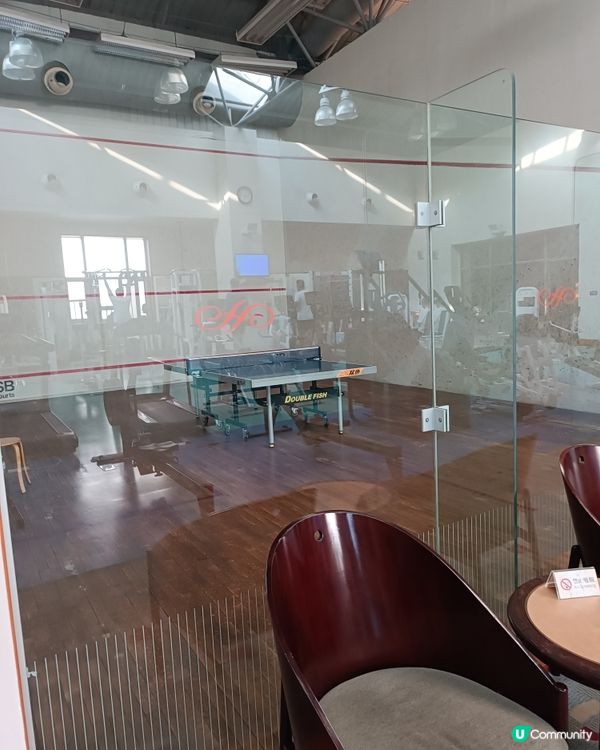 酒店室內游泳池 有桑拿又有按摩池