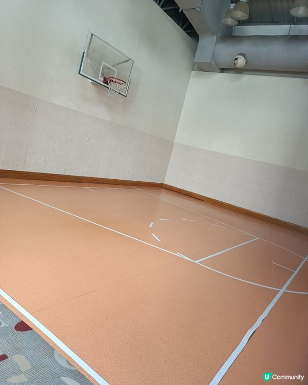 酒店室內游泳池 有桑拿又有按摩池