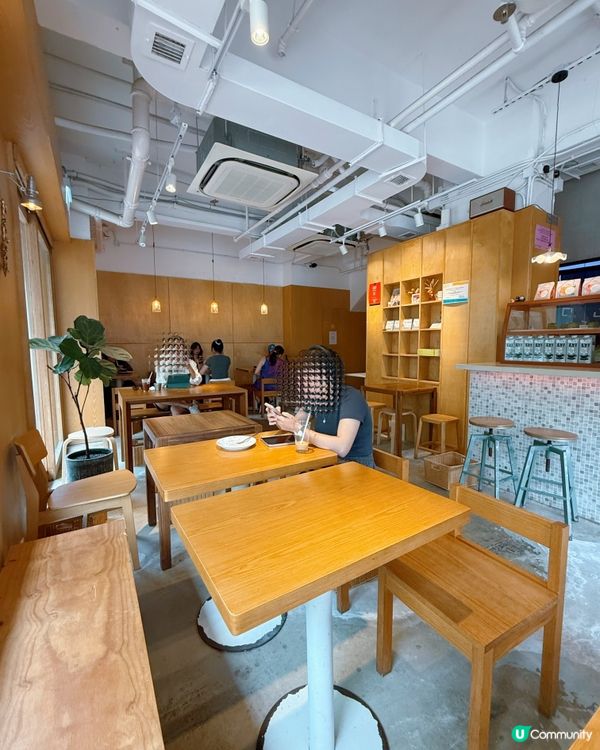 不苦咖啡☕️！木系小店chill爆！🤤