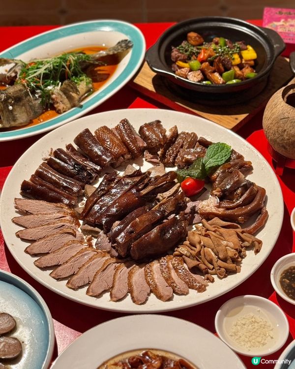 春梅里鹵鵝館，47年老字號！🤤