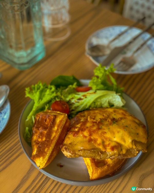 Little Paris by the Sea