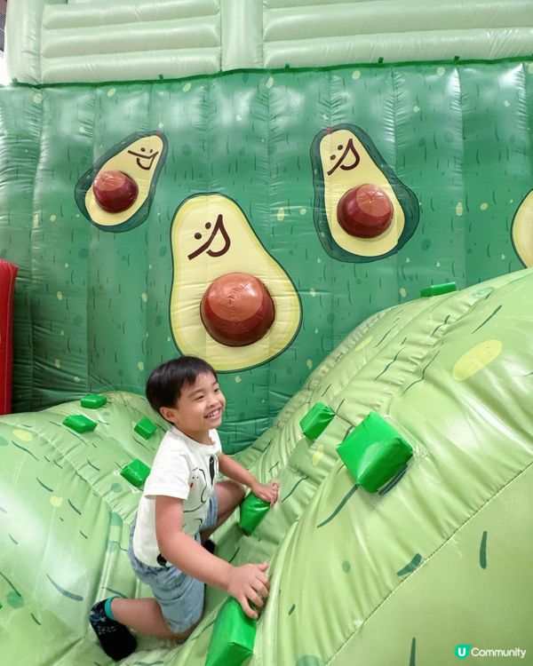 青衣城中庭彈床樂園好好玩