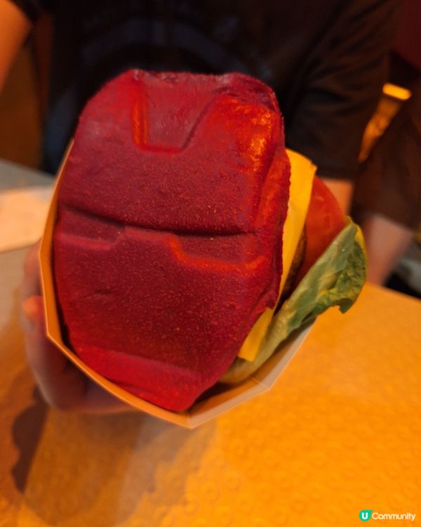 鋼甲奇俠和牛芝士漢堡+蜘蛛俠芝士蝦堡