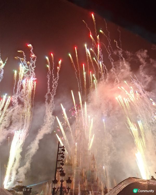 迪士尼公主城堡燈光滙演