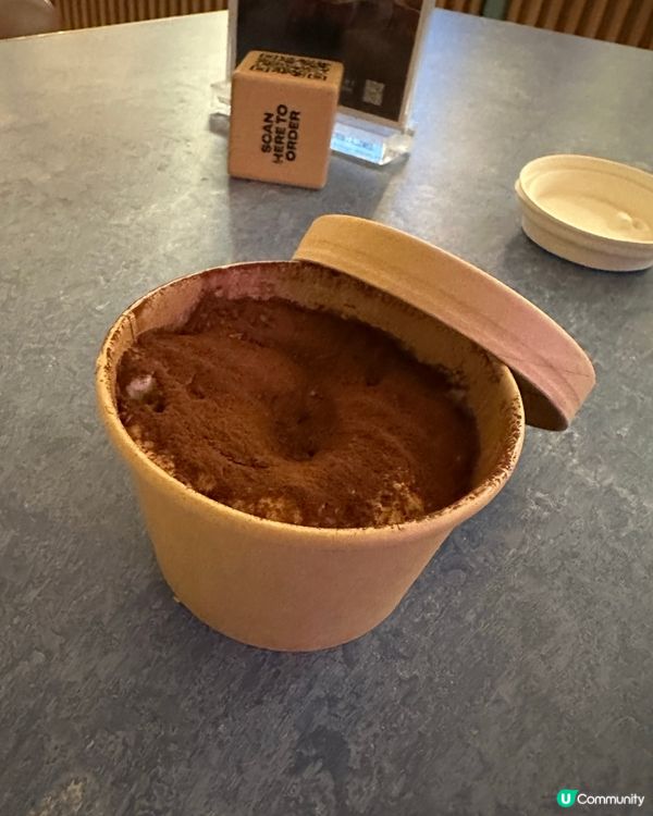 中環意大利餐廳🤤！墨魚汁意粉超正😋！