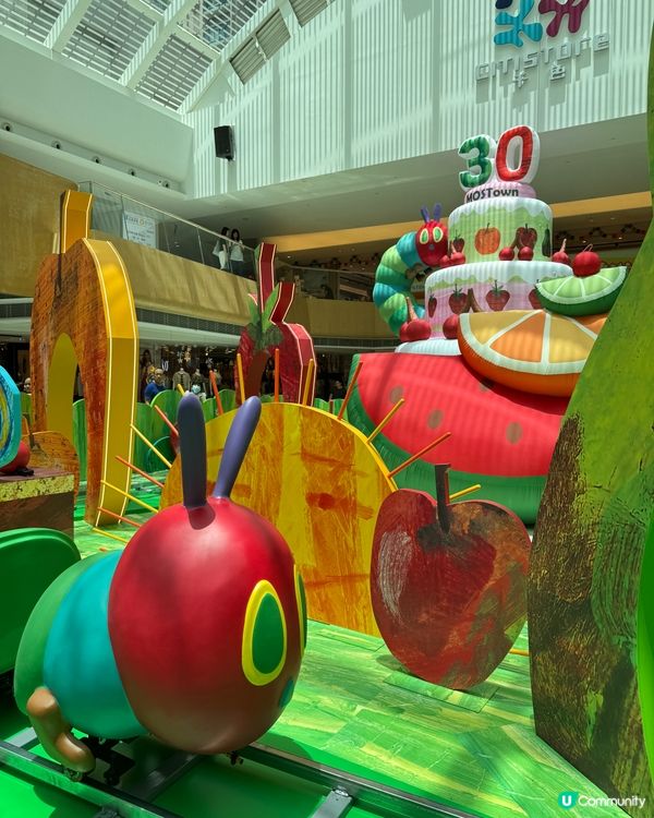 《好餓毛毛蟲🐛》巨型版！童趣大爆發🥳