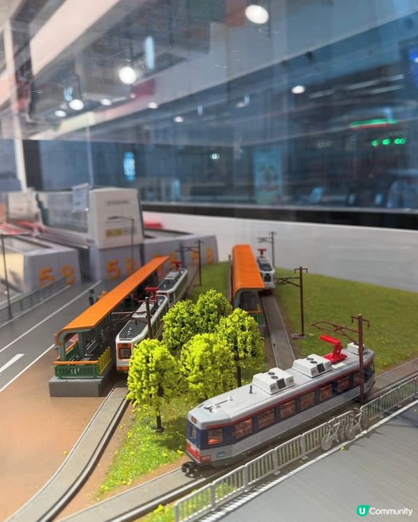 鐵路迷必到！高鐵西九龍站新店開張！🚂📸 快啲嚟打卡！